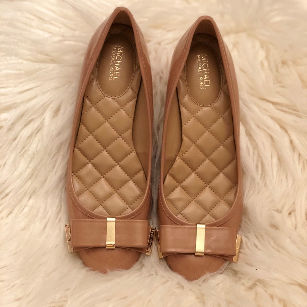 MK Michael Kors Pumps Patent Leather